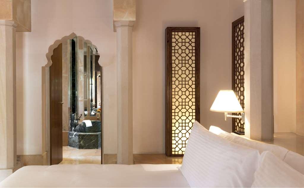 Hotel Amanbagh Ajabgarh Zimmer foto