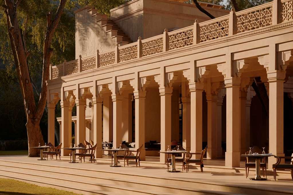 Hotel Amanbagh Ajabgarh Restaurant foto